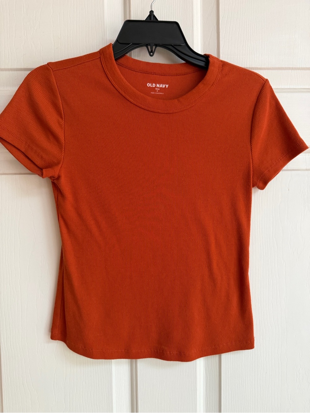 Old Navy Short Sleeve Ribbed Tee in Rust